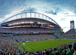 斗球体育直播-贡萨洛-拉莫斯谈庆祝动作，进球献给挚友若塔，致敬友谊与团队精神