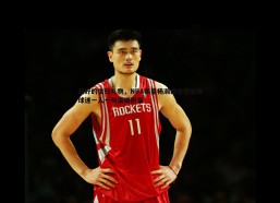 斗球体育直播-最好的生日礼物，NBA新星杨瀚森收获全球球迷一人一句温暖祝福